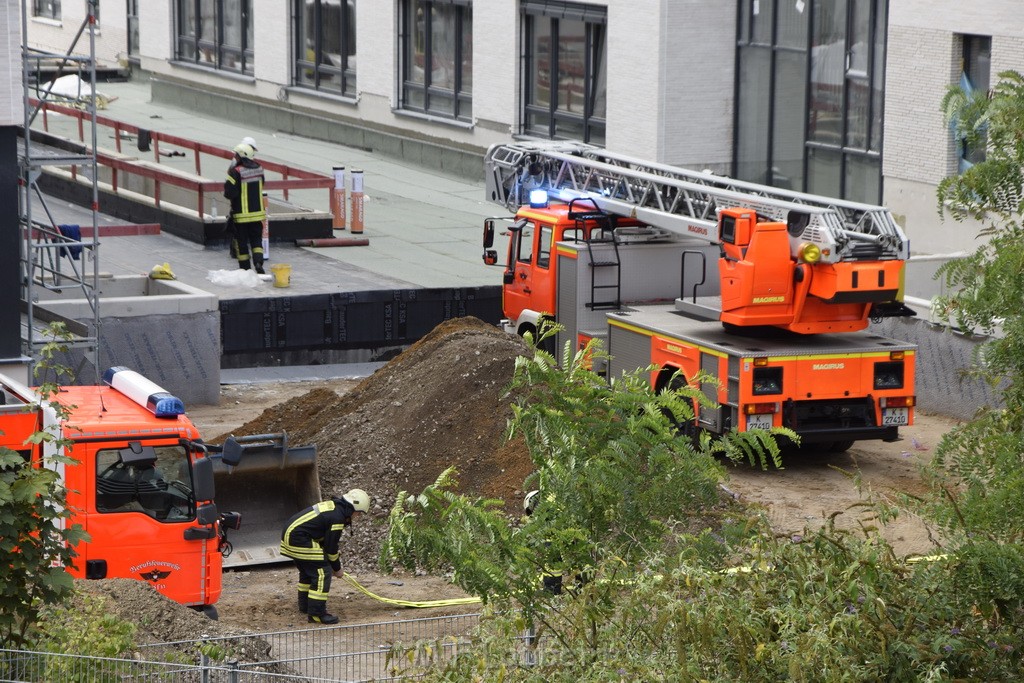 Fassadenfeuer Baustelle Koeln Kalk Dillenburgerstr P39.JPG - Miklos Laubert